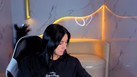 alisson_tx_ online show from 07-27-26, 08:16