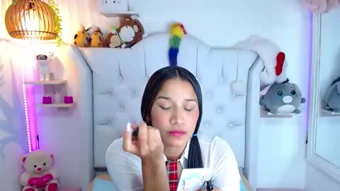 Snapshot of alisson_wiley chatting on 03-06-26, 06:43 alisson online show from 03-06-26, 06:43