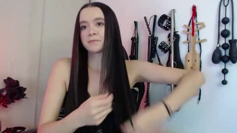 Alisson Beckett online show from 05-13-26, 06:05