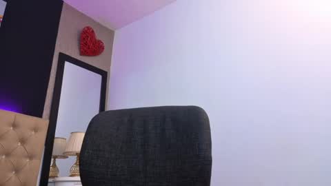Snapshot of alissonrose3 chatting on 05-20-26, 10:27 alissonrose3 online show from 05-20-26, 10:27