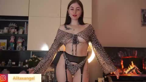 A L I T A online show from 02-18-25, 01:44