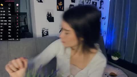 Snapshot of alivialovely chatting on 10-25-25, 09:17 Alivia online show from 10-25-25, 09:17