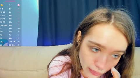 Alivia online show from 05-06-26, 08:19