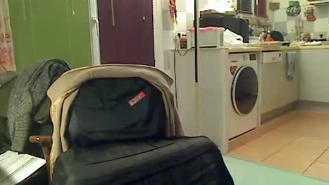 Sandwich online show from 01-12-26, 01:22