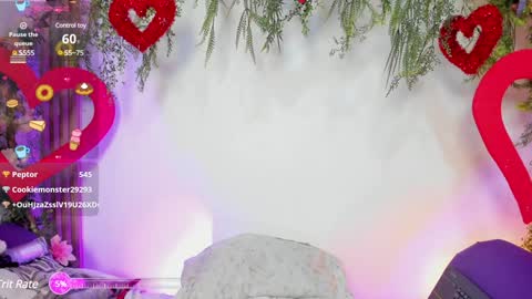 Snapshot of alix_bay chatting on 02-06-25, 02:22 Alix online show from 02-06-25, 02:22