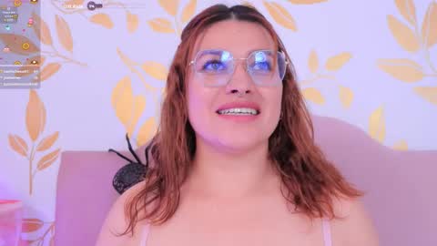 Snapshot of alix_bay chatting on 10-16-25, 08:54 Alix online show from 10-16-25, 08:54