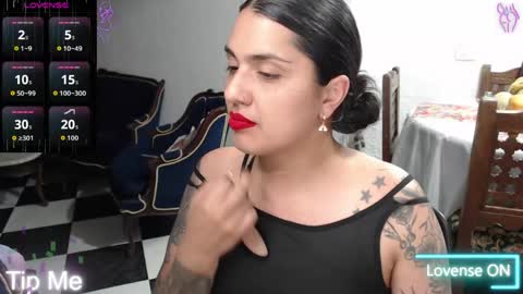 Alix online show from 05-08-26, 01:44