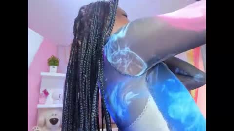 alix noa online show from 01-17-26, 07:17