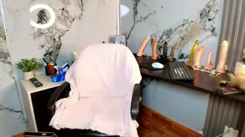 Alix online show from 05-09-26, 12:27
