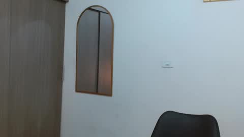 alix online show from 11-05-25, 05:07