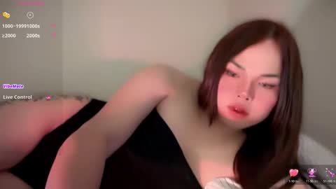 Snapshot of aliyah_cutie chatting on 05-06-26, 01:05 A CUTE GIRL NAME ALIYAH online show from 05-06-26, 01:05
