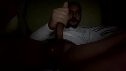 Snapshot of aliyalcin344 chatting on 02-14-25, 11:09 big dick boy online show from 02-14-25, 11:09