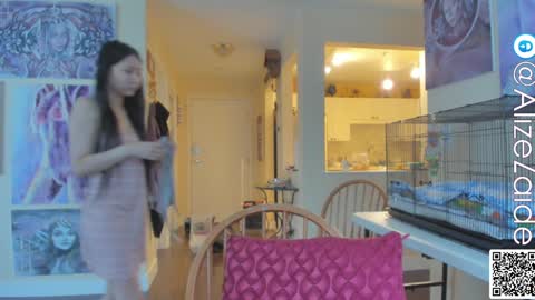 Snapshot of alizezaide chatting on 02-04-25, 07:00 Alize Zaide online show from 02-04-25, 07:00