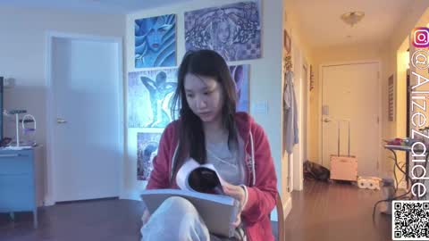 Snapshot of alizezaide chatting on 02-28-25, 06:20 Alize Zaide online show from 02-28-25, 06:20