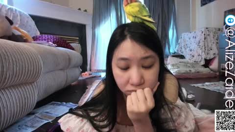 Alize Zaide online show from 10-06-25, 04:26