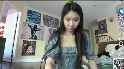 Alize Zaide online show from 06-18-26, 07:40