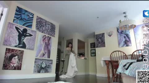 Alize Zaide online show from 06-23-26, 07:56