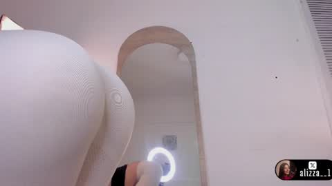 alizza_ online show from 06-11-26, 11:52