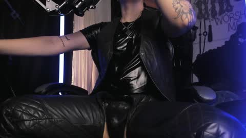   online show from 12-26-24, 09:15