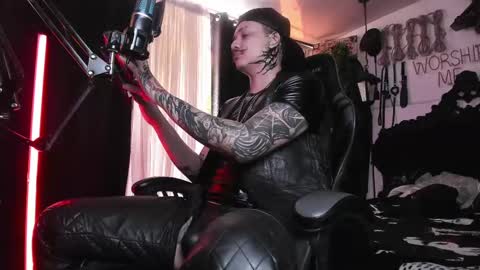   online show from 03-04-25, 05:13