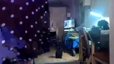 Stormy Day  online show from 10-18-25, 01:34