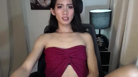 trina online show from 02-10-25, 04:47