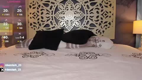 Snapshot of allen_clark chatting on 12-19-24, 07:18 Allen online show from 12-19-24, 07:18