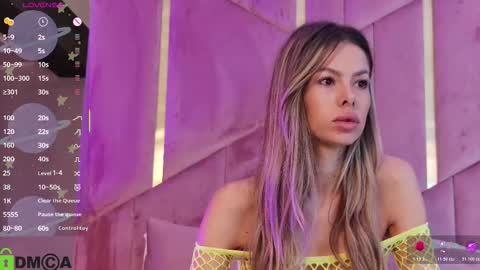 Snapshot of allenamoon chatting on 10-27-25, 09:41 Allena online show from 10-27-25, 09:41