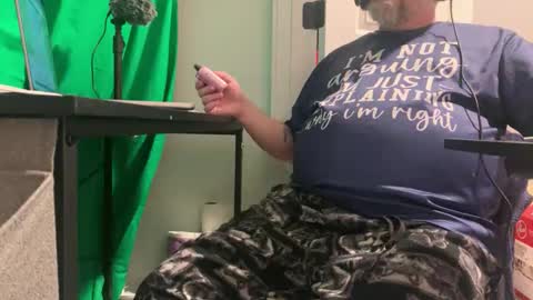 Allergictolove online show from 01-25-25, 08:10