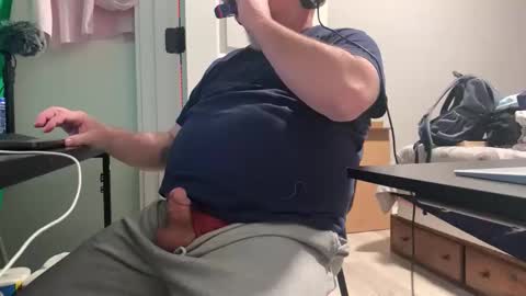 Allergictolove online show from 01-13-26, 07:08