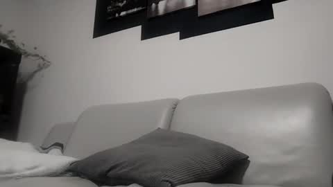 Snapshot of alles594462 chatting on 03-04-25, 04:27 alles594462 online show from 03-04-25, 04:27
