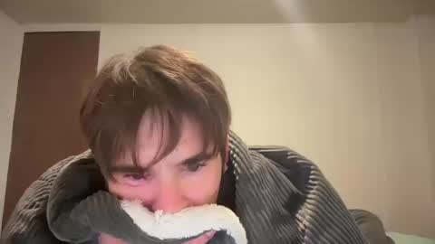 Snapshot of alleycat2001 chatting on 10-18-25, 09:10 alleycat2001 online show from 10-18-25, 09:10