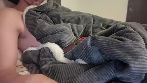 Snapshot of alleycat2001 chatting on 02-04-26, 07:03 alleycat2001 online show from 02-04-26, 07:03