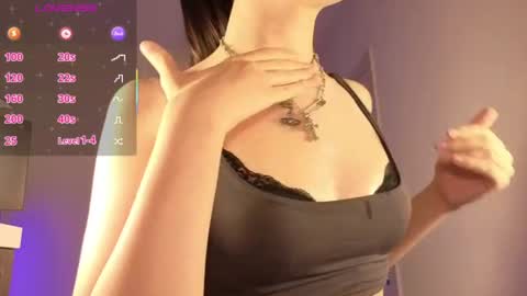 Lory Glory online show from 06-25-26, 08:57