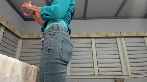 wishlist on bio online show from 02-02-25, 02:38