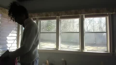 wishlist on bio online show from 02-20-25, 08:03