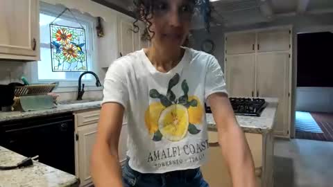 wishlist on bio online show from 03-09-25, 06:54