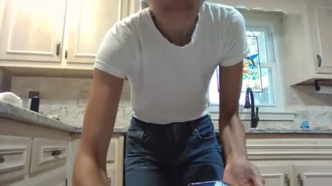 wishlist on bio online show from 09-11-25, 04:18