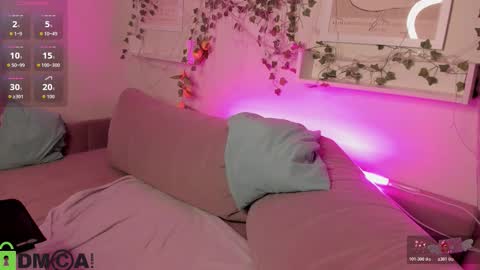 alli_aster online show from 10-22-25, 02:45