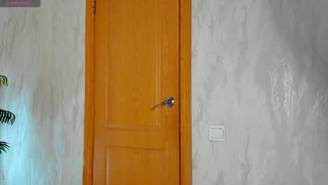 Snapshot of alli_aster chatting on 03-05-26, 01:23 alli_aster online show from 03-05-26, 01:23