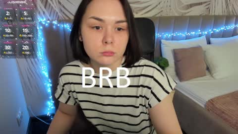 Snapshot of alli_zi chatting on 01-19-25, 02:04 Blair online show from 01-19-25, 02:04