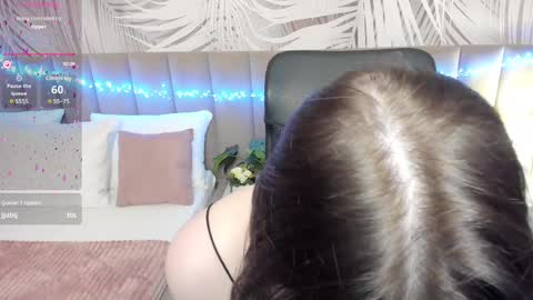 Snapshot of alli_zi chatting on 03-01-25, 08:45 Blair online show from 03-01-25, 08:45