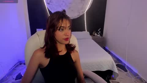 Snapshot of allicerosero chatting on 10-09-25, 04:32 Allice online show from 10-09-25, 04:32