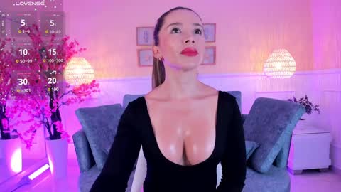 Allice  online show from 12-18-24, 11:34