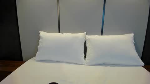 A L L I E online show from 09-12-25, 02:33