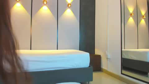 A L L I E online show from 09-13-25, 02:11