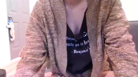 alliebearx online show from 01-11-25, 03:09