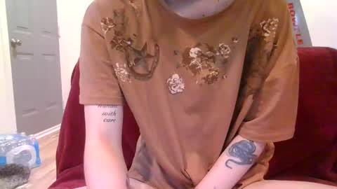 alliebearx online show from 02-02-25, 08:08