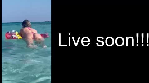 Snapshot of alliesynns chatting on 10-01-25, 04:40 Allie online show from 10-01-25, 04:40