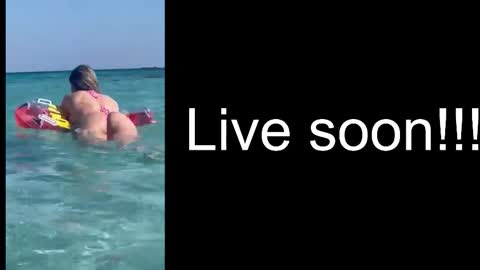 Snapshot of alliesynns chatting on 10-04-25, 04:54 Allie online show from 10-04-25, 04:54